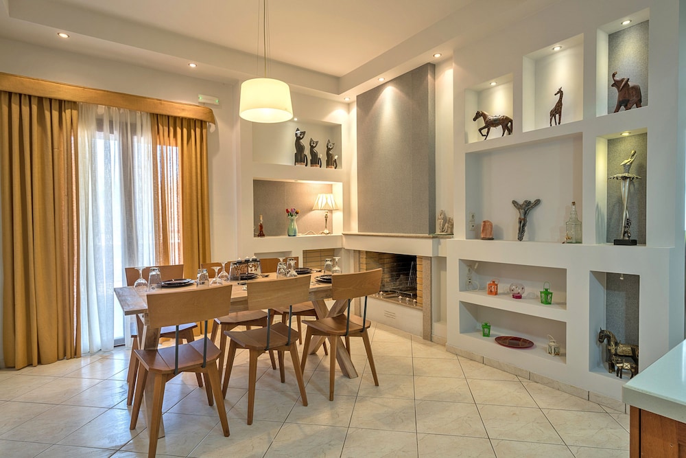 Villa Camellia 18/27