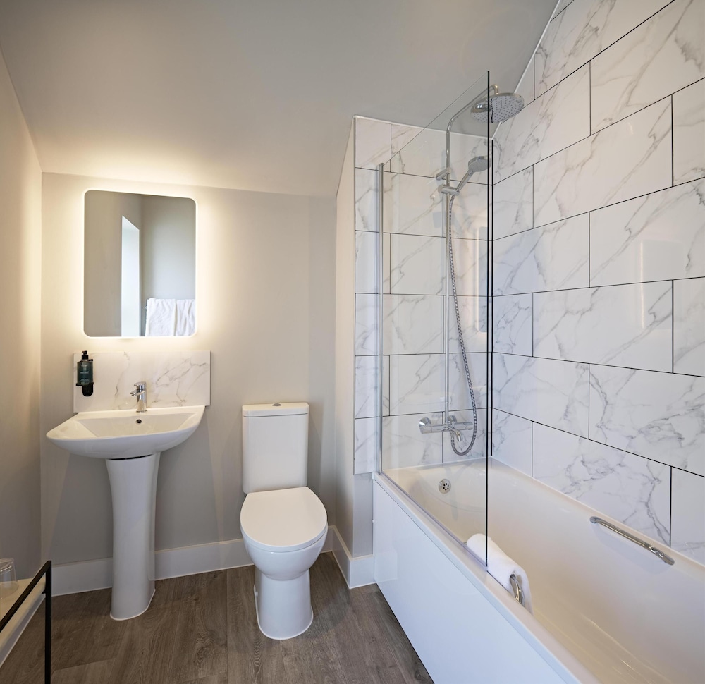 غرفة سيغنتشر بسرير كينج بإطلالة، The Kings Arms, WorldHotels Distinctive 4/4