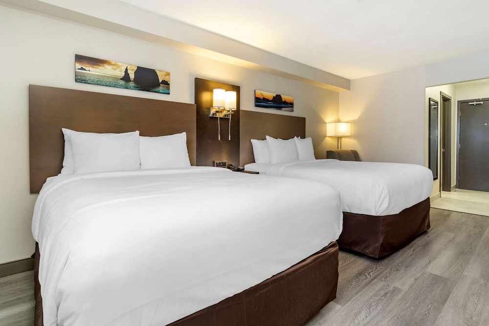 Quality Inn and Suites Pacific Auburn 15/51