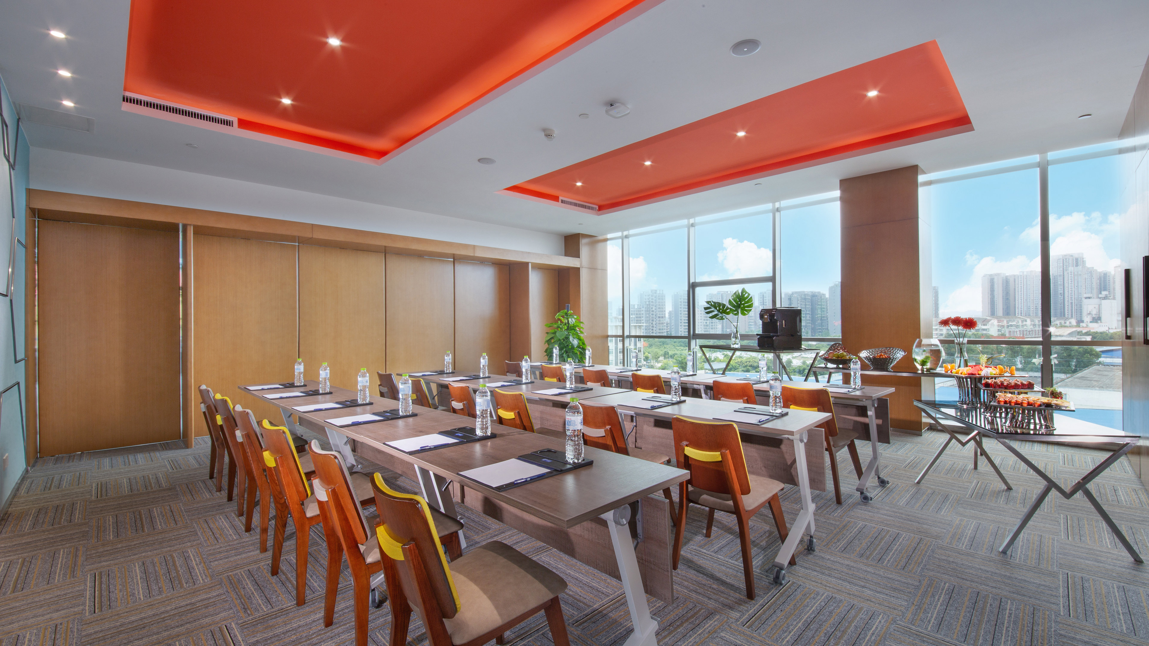HOLIDAY INN EXPRESS MIANYANG HIGH-TECH ZONE 43/48
