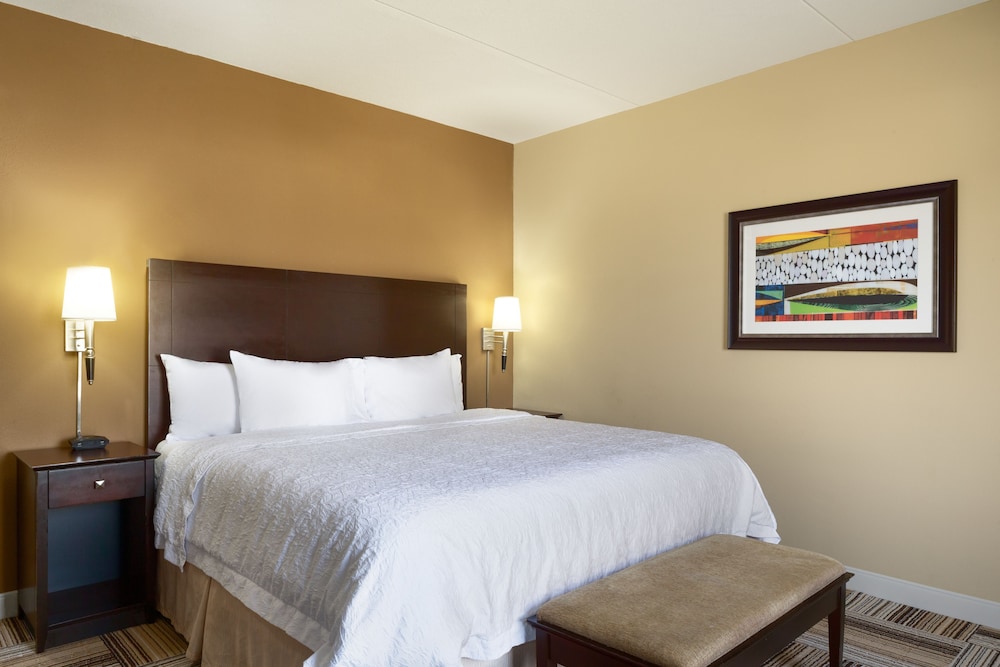Hampton Inn and Suites Laurel, MS 5/45