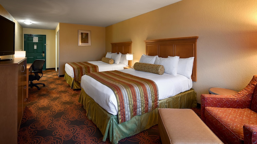 Best Western Plus Waco North 9/43