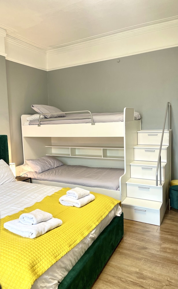 Westbank Hotel - Guest House 13/50