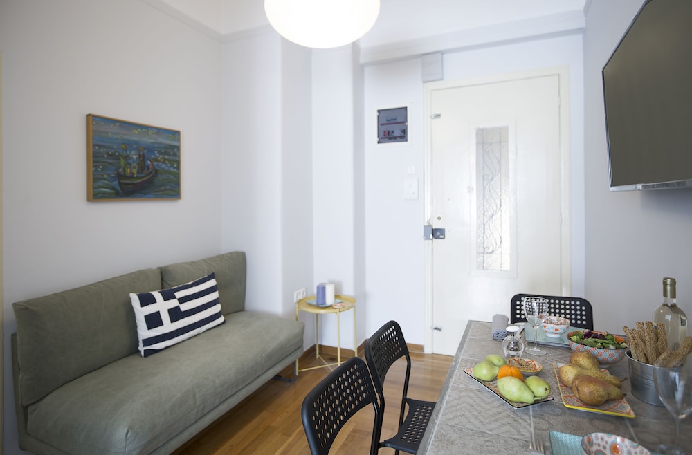 Attractive Flat Near Acropolis Museum 24/35