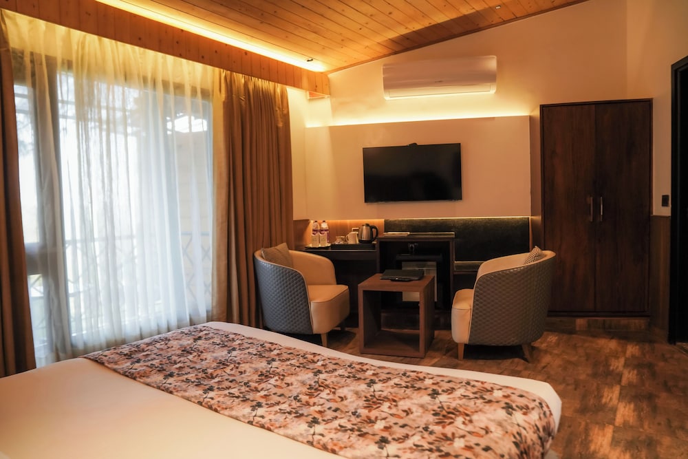 UNA Comfort Kasauli Hills Resorts 40/50