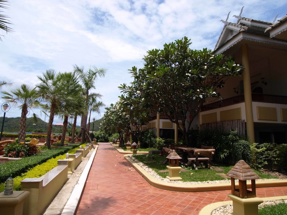 Phuphaphung Resort 47/50