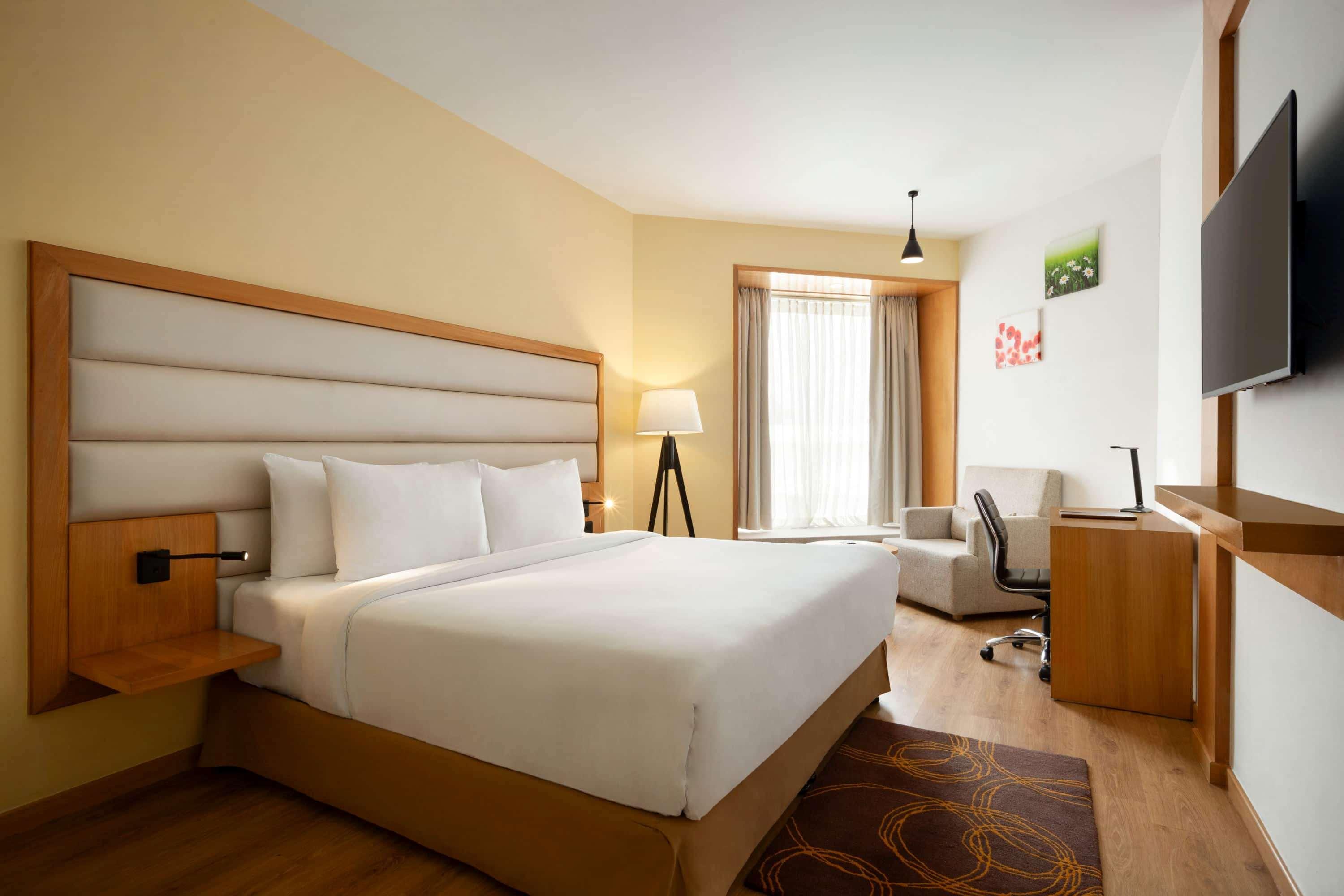 Deluxe, Double Bed