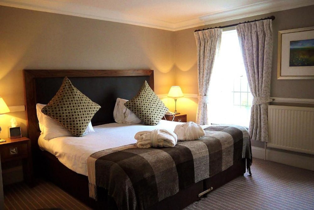 Hatton Court Hotel 16/48