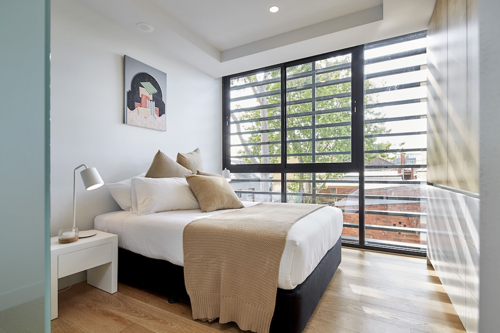 381 Cremorne 30/57