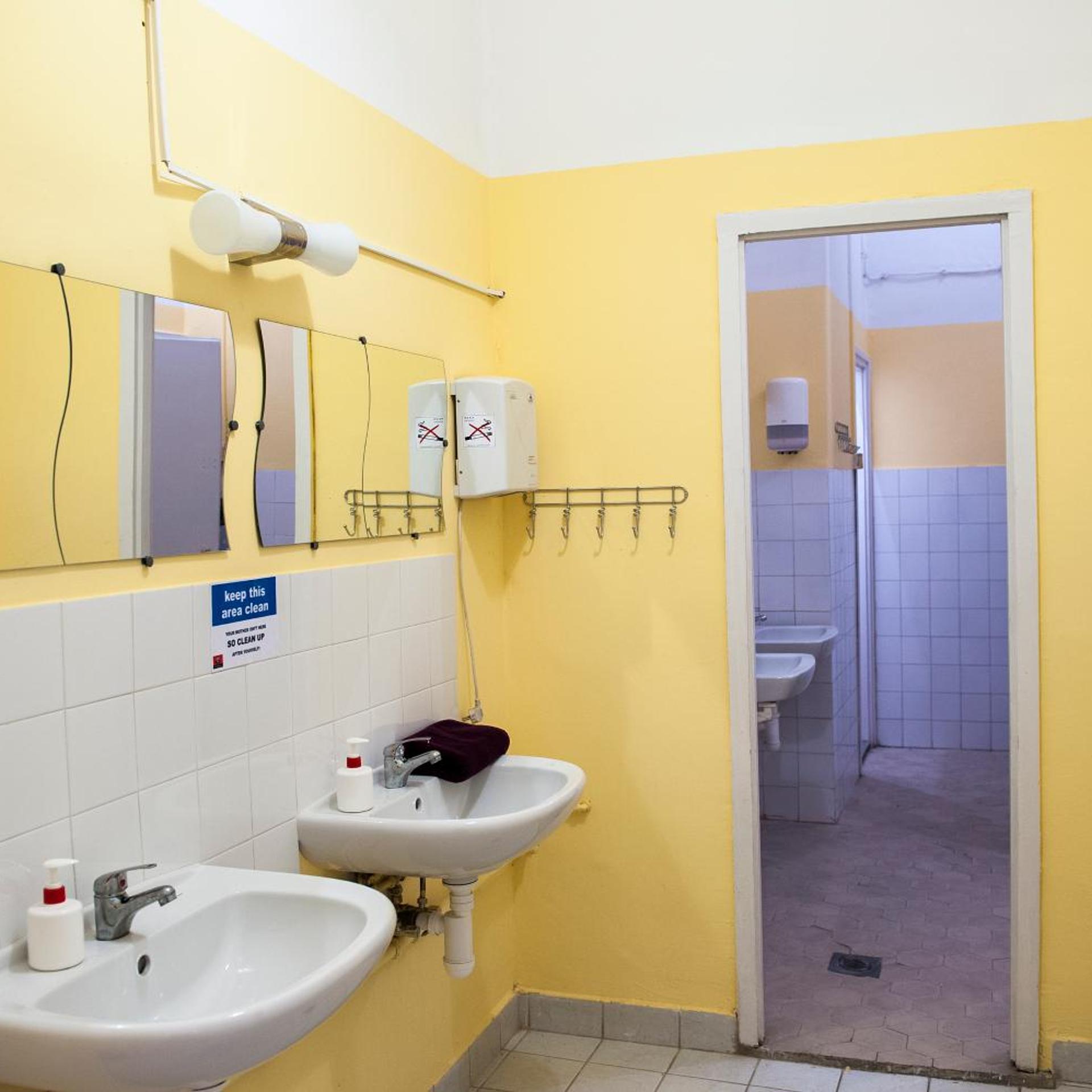 Westend Hostel 29/31