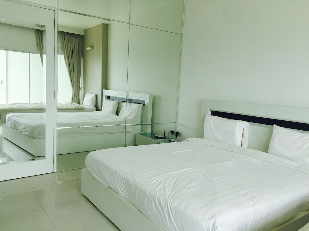 View Talay 6 Condominium By Honey 13/84