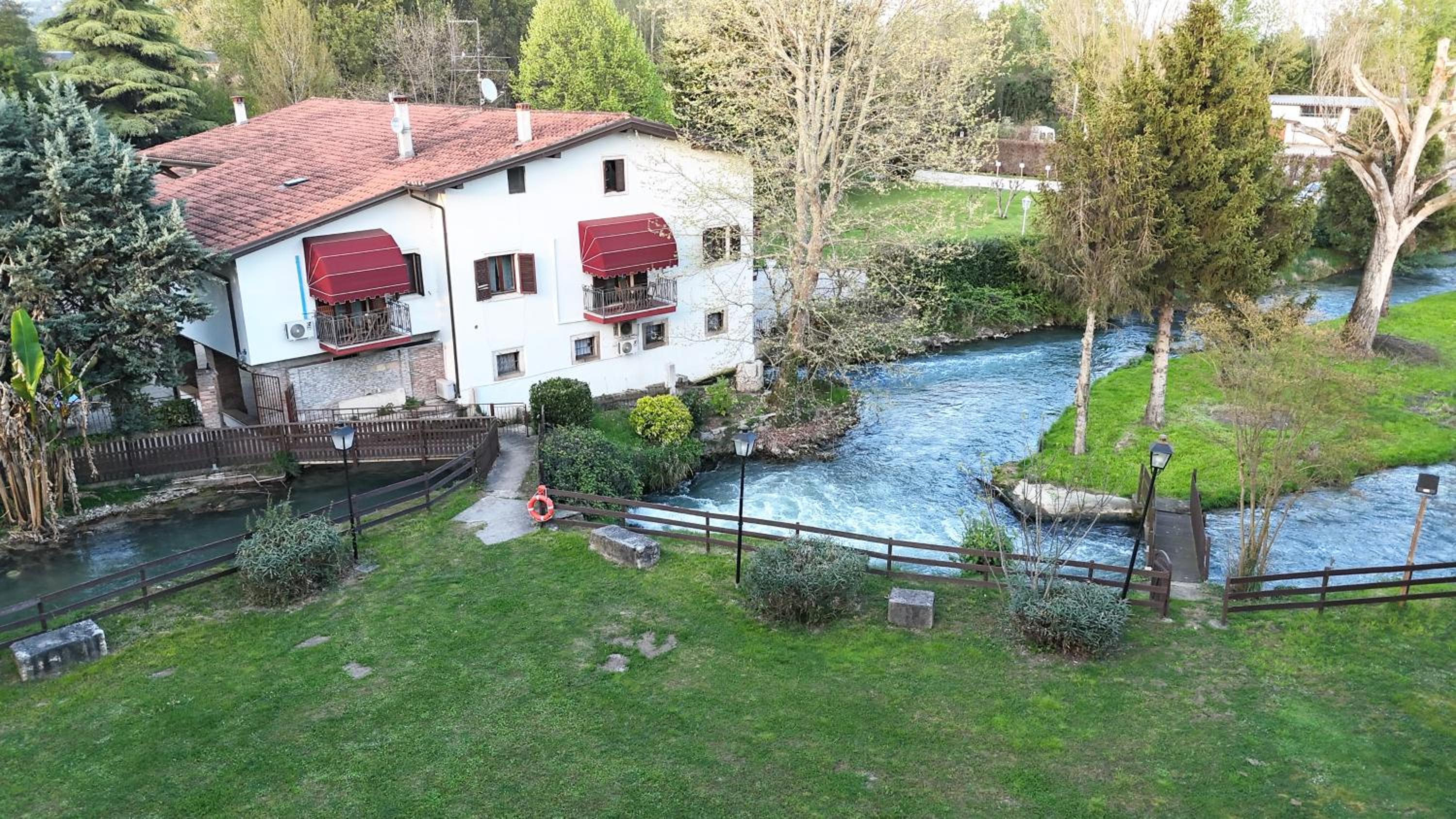 Villa Vitti's - Verona est 17/27