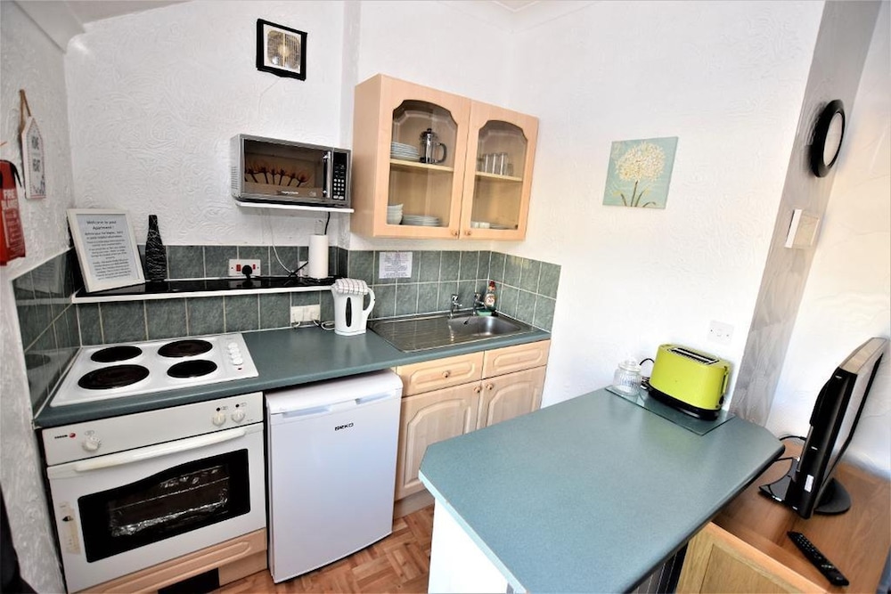 Bridle Lodge Superior Apartments 24/50