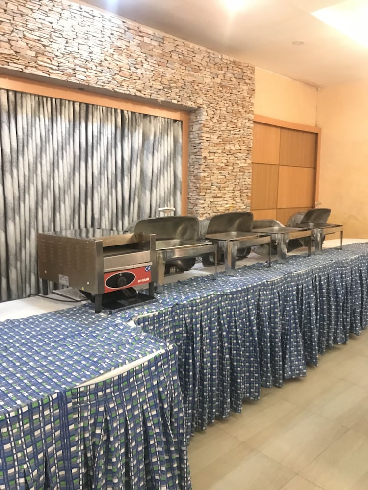 Warri Wetland Hotel 27/39