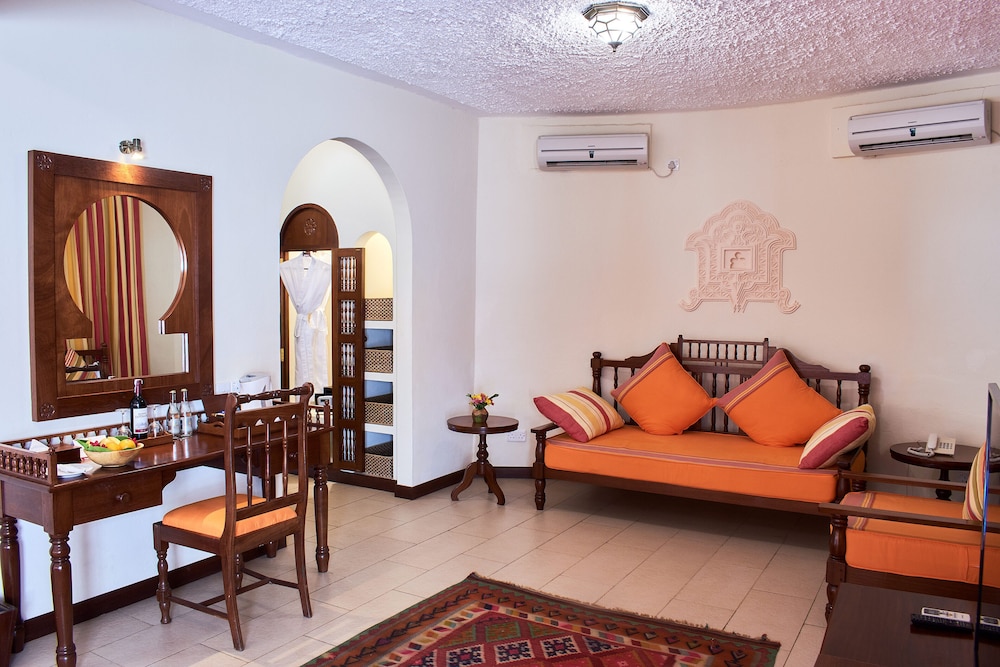 Neptune Village Beach Resort & Spa 32/59
