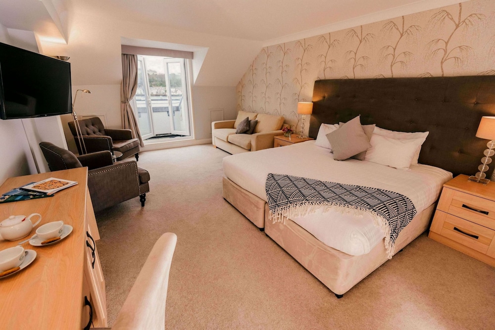 Greenbank Hotel 12/57
