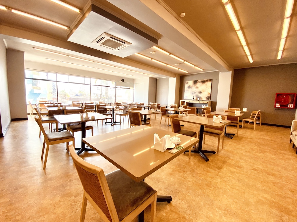 Hotel Spark Suites Iquique 58/66