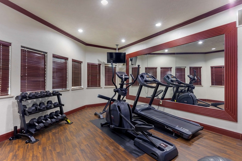 Comfort Suites Gainesville, TX 9/20