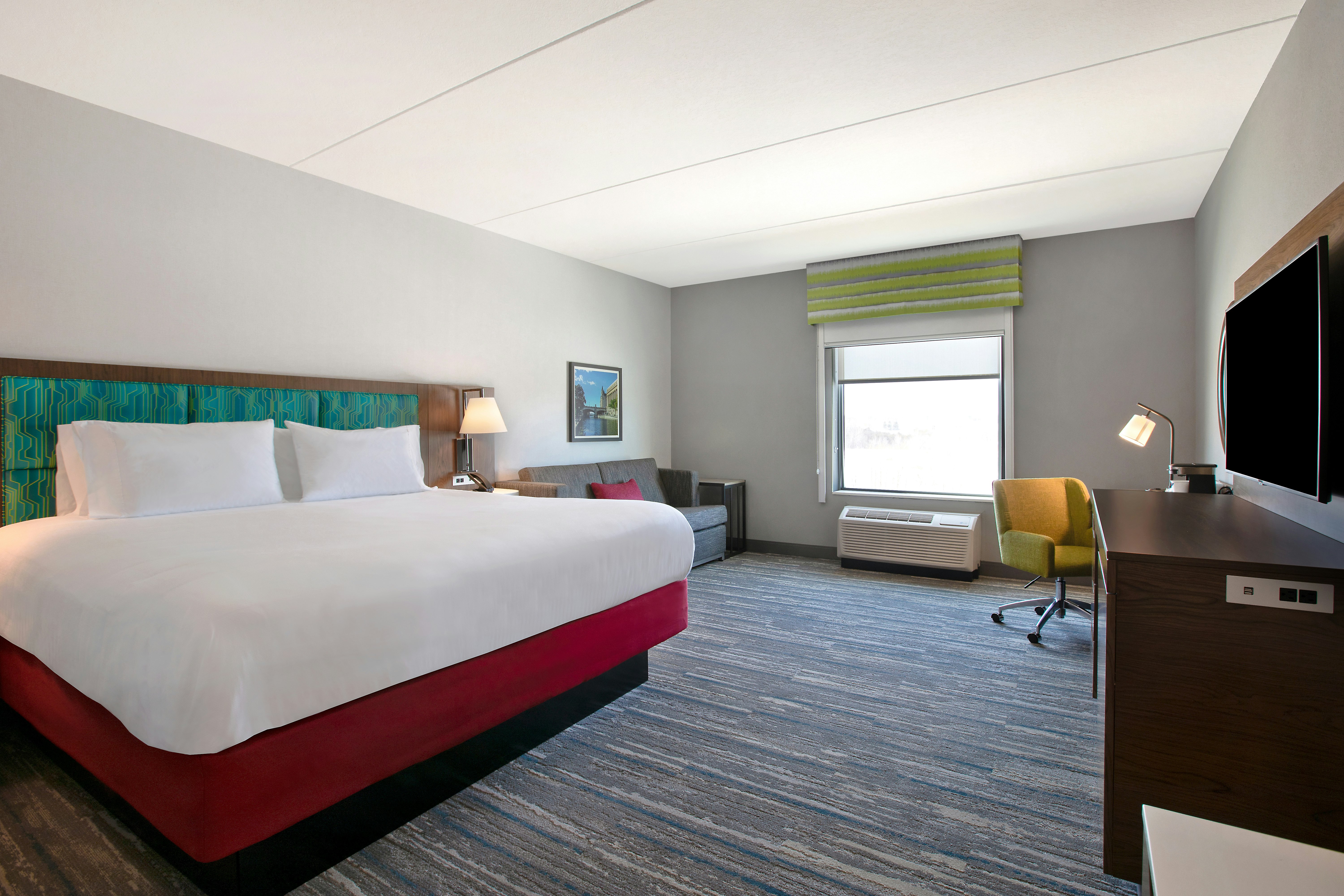 ROOM, KING BED, SOFA