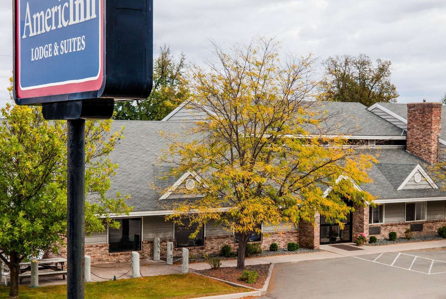 Americinn By Wyndham Red Wing 2/15