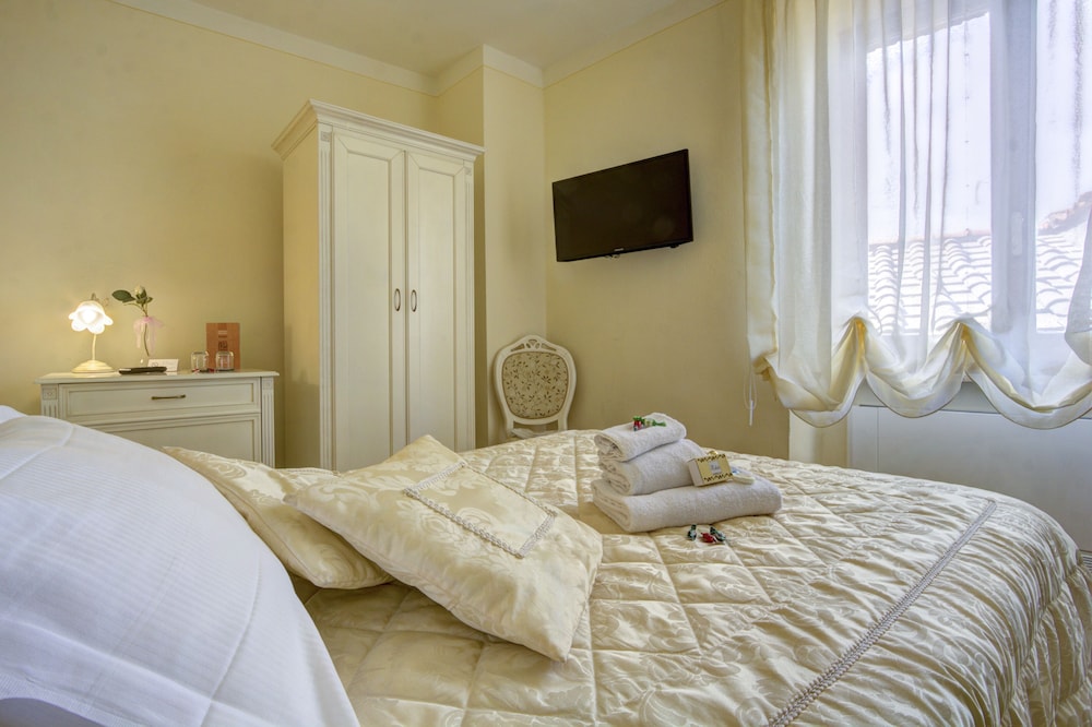 Hotel Volterra In 30/65