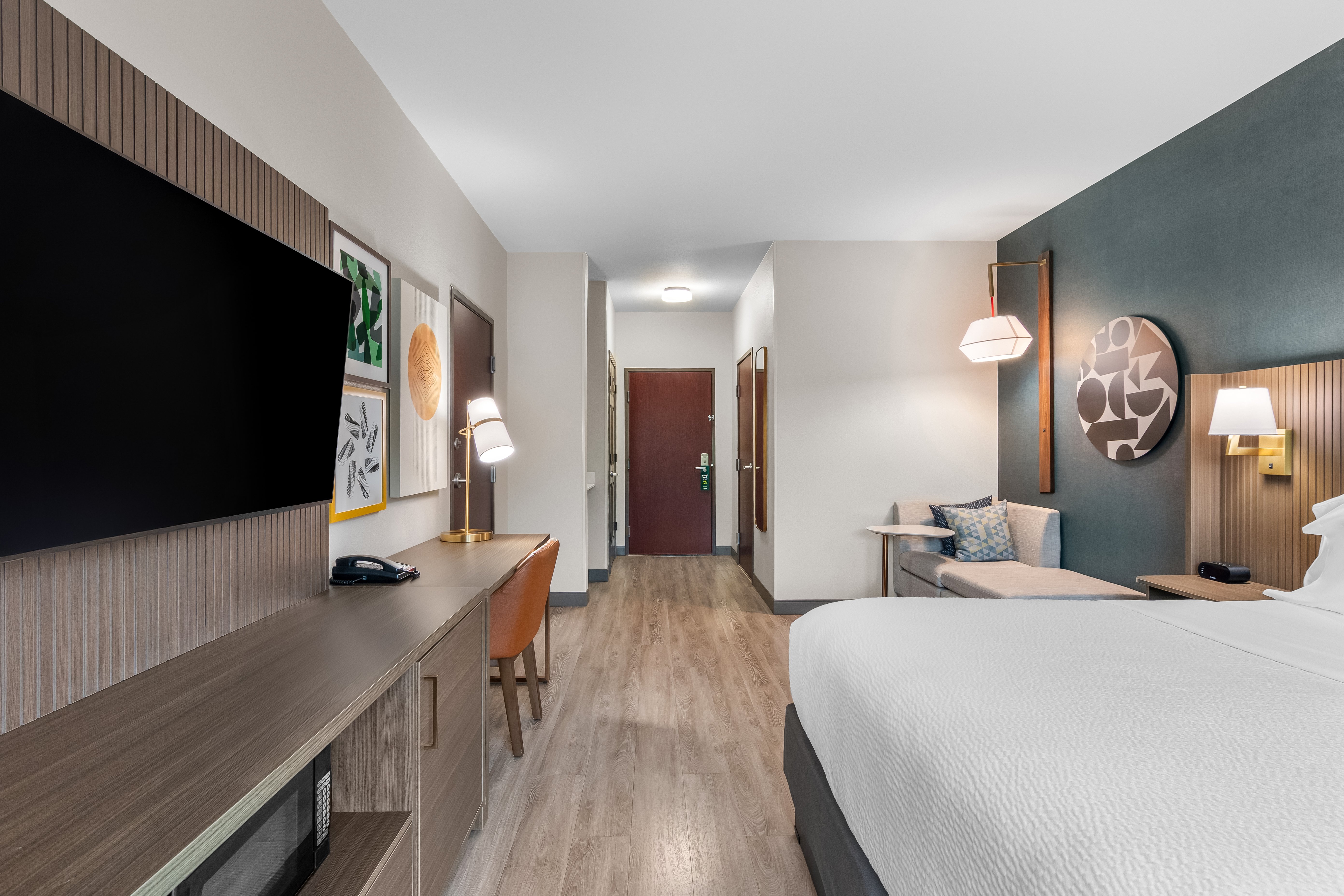 Executive, King Bed