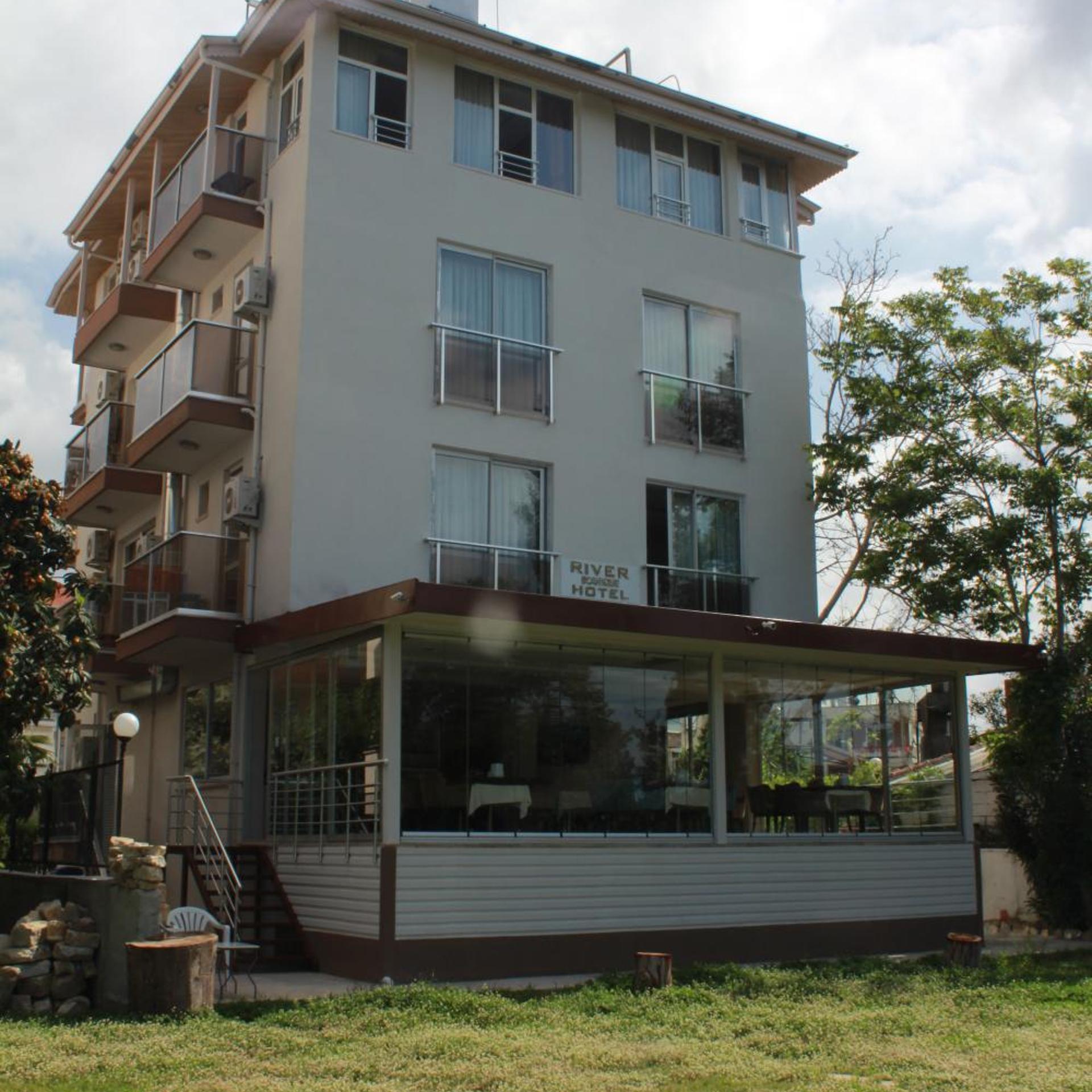 River Boutique Hotel 4/28