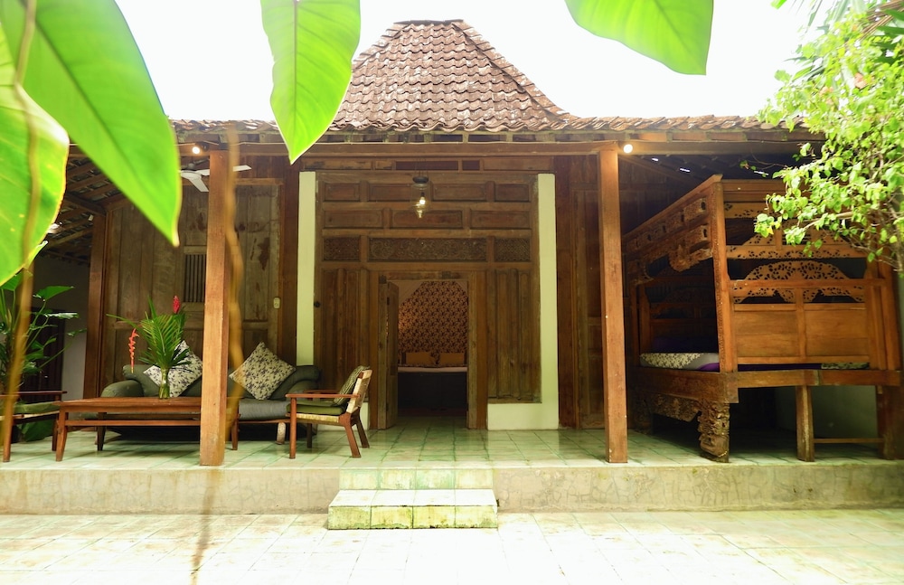D Omah Hotel Yogyakarta 68/69