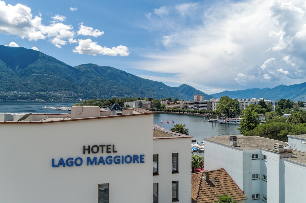 Hotel And Lounge Lago Maggiore 4/50
