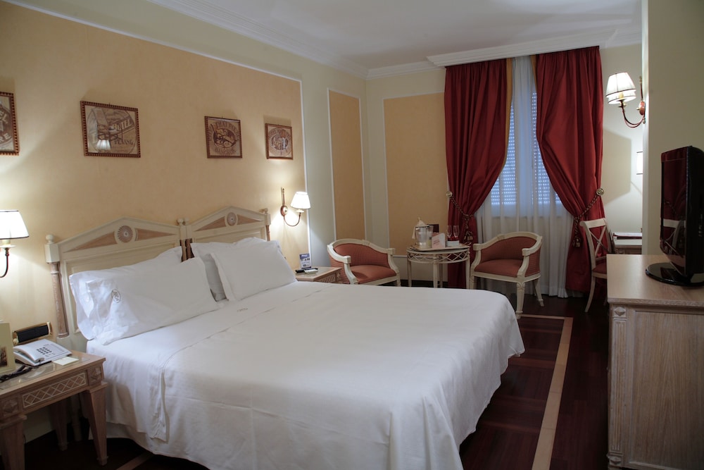 Palazzo Alabardieri 15/66