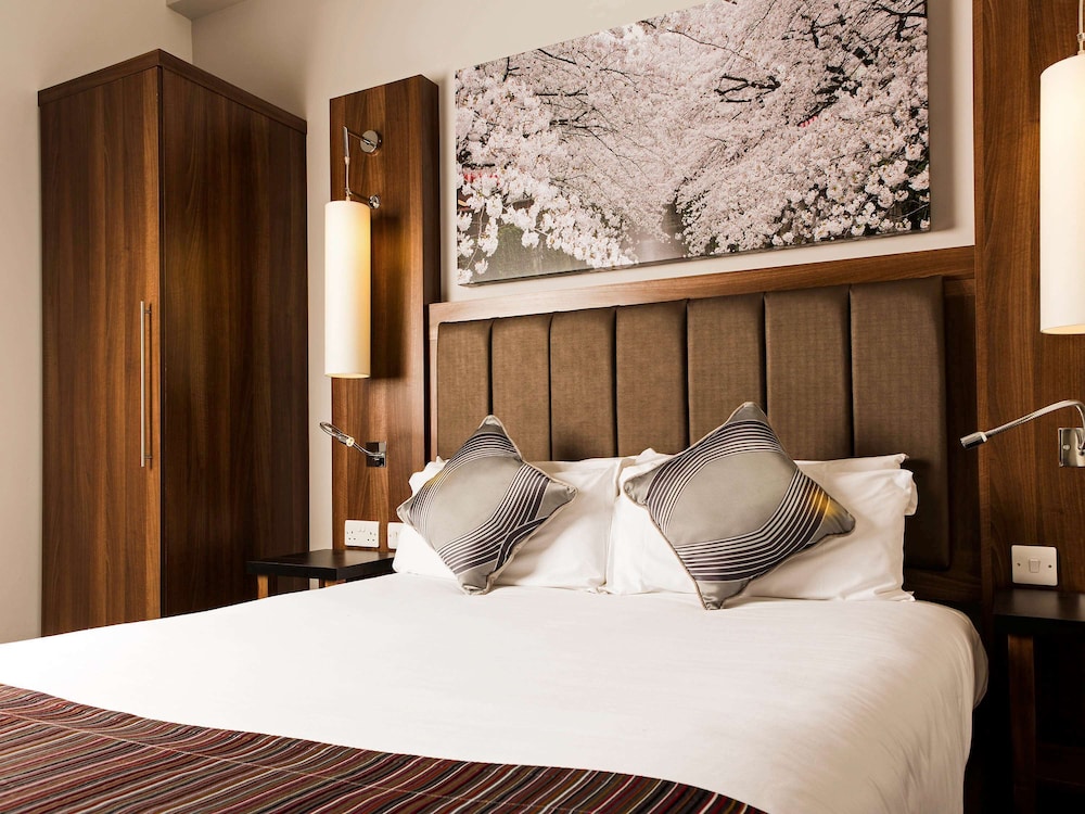 Mercure Darlington Kings Hotel 12/61