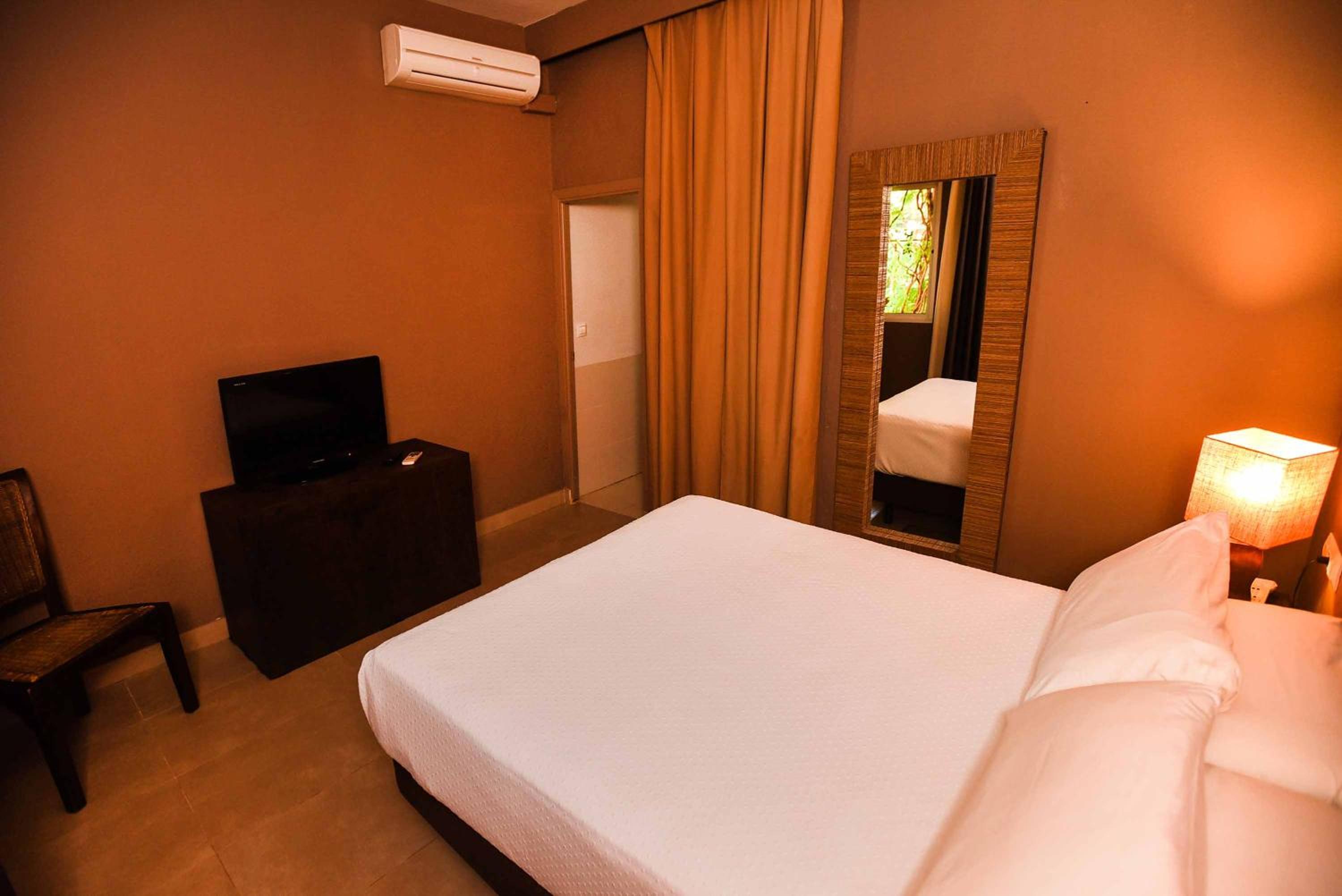 Chillout Hotel Tres Mares 17/50