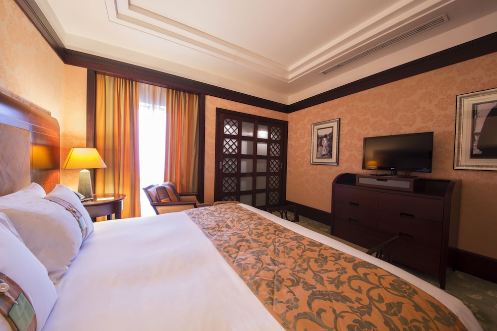 Holiday Inn Kuwait 29/79