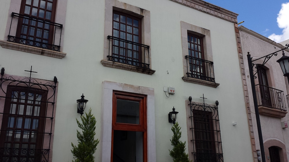 Hotel Casa Torres 3/45