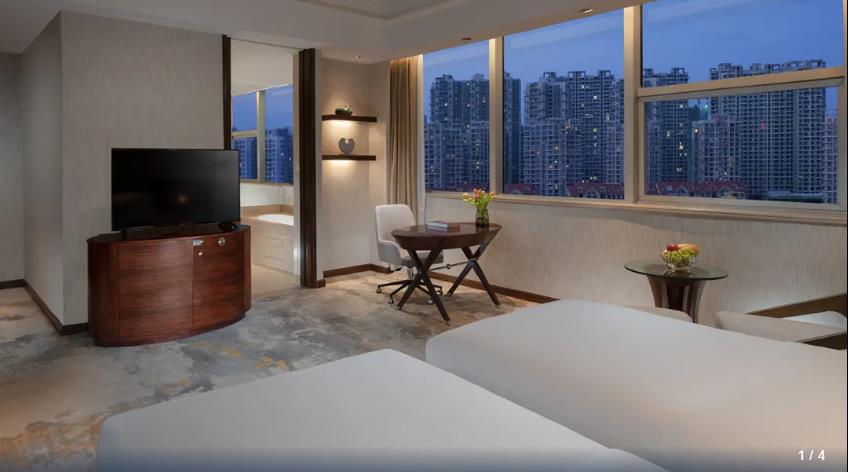 Golden Shining New Century Grand Hotel Beihai 40/49