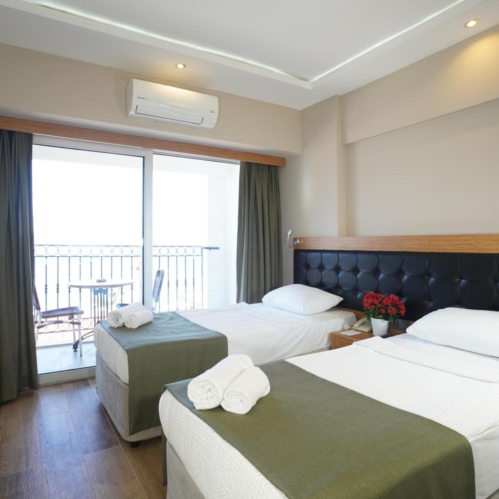 ROOM, DOUBLE BED, SEA VIEW