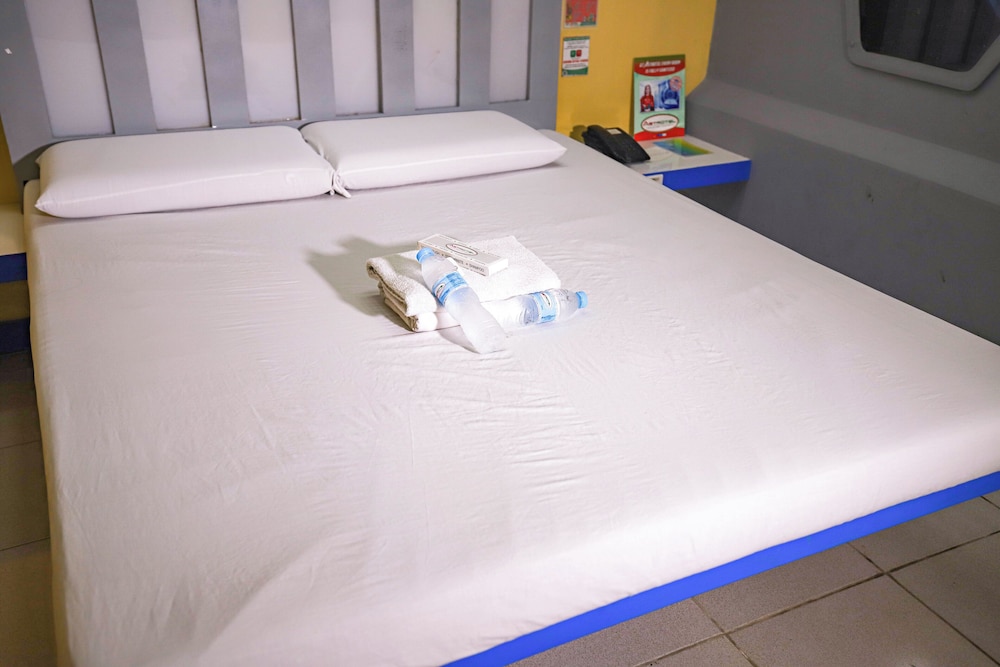Astrotel Novaliches 24/50