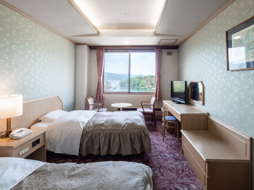 New Akan Hotel 11/41