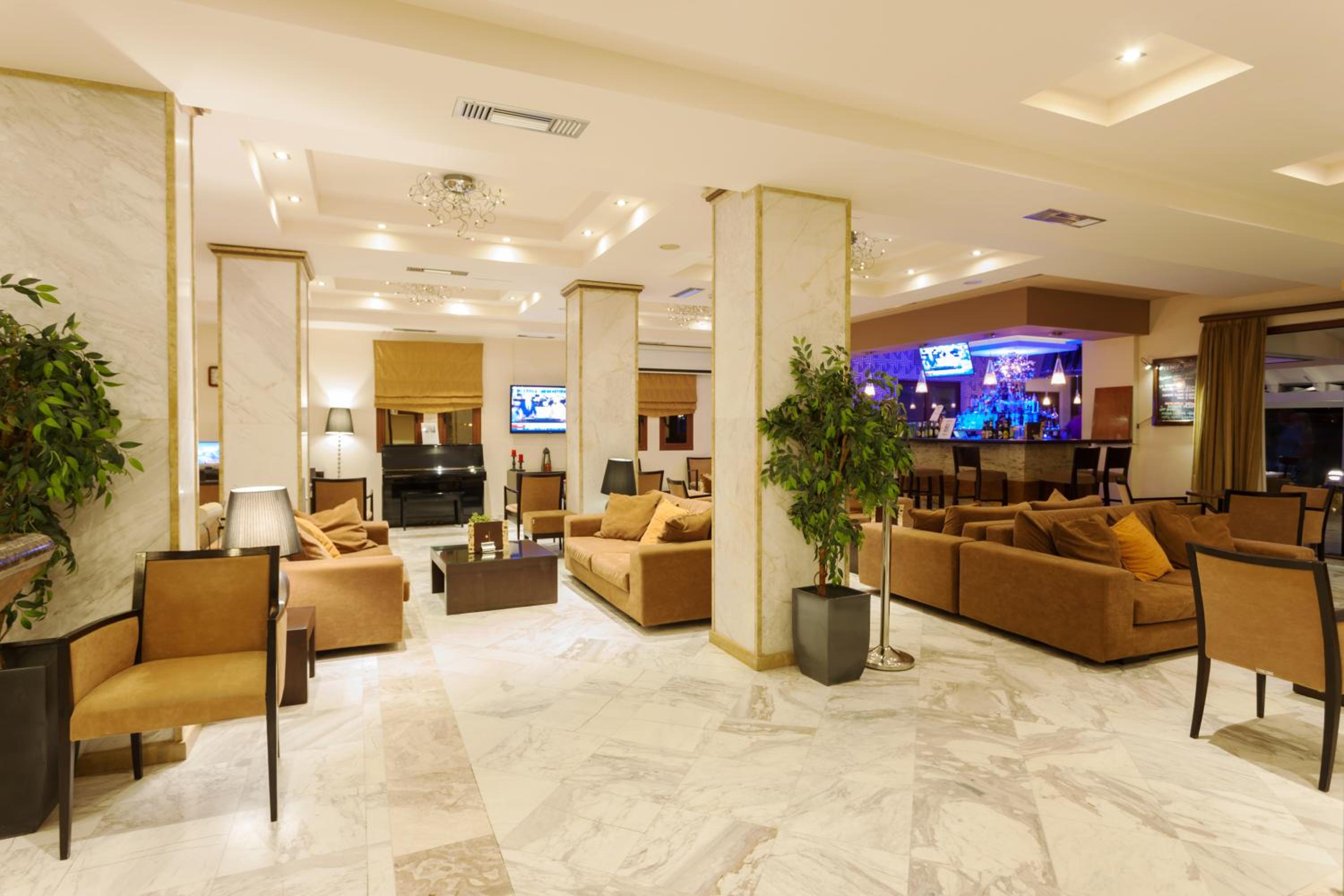 VenusHotel and Suites 33/50