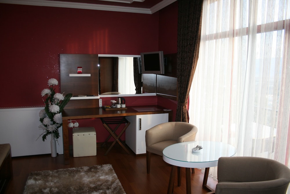 NYSA HOTEL 30/50