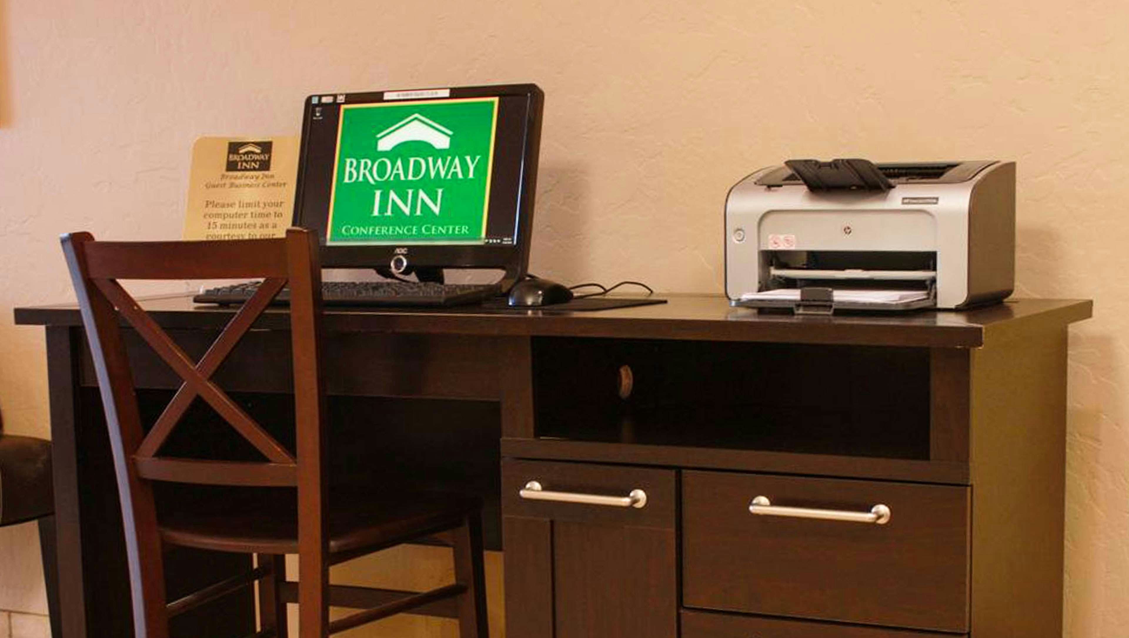 Broadway Inn Conference Center 43/52