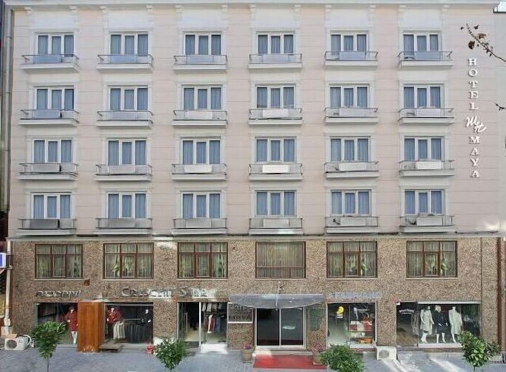 Maya Hotel 4/37