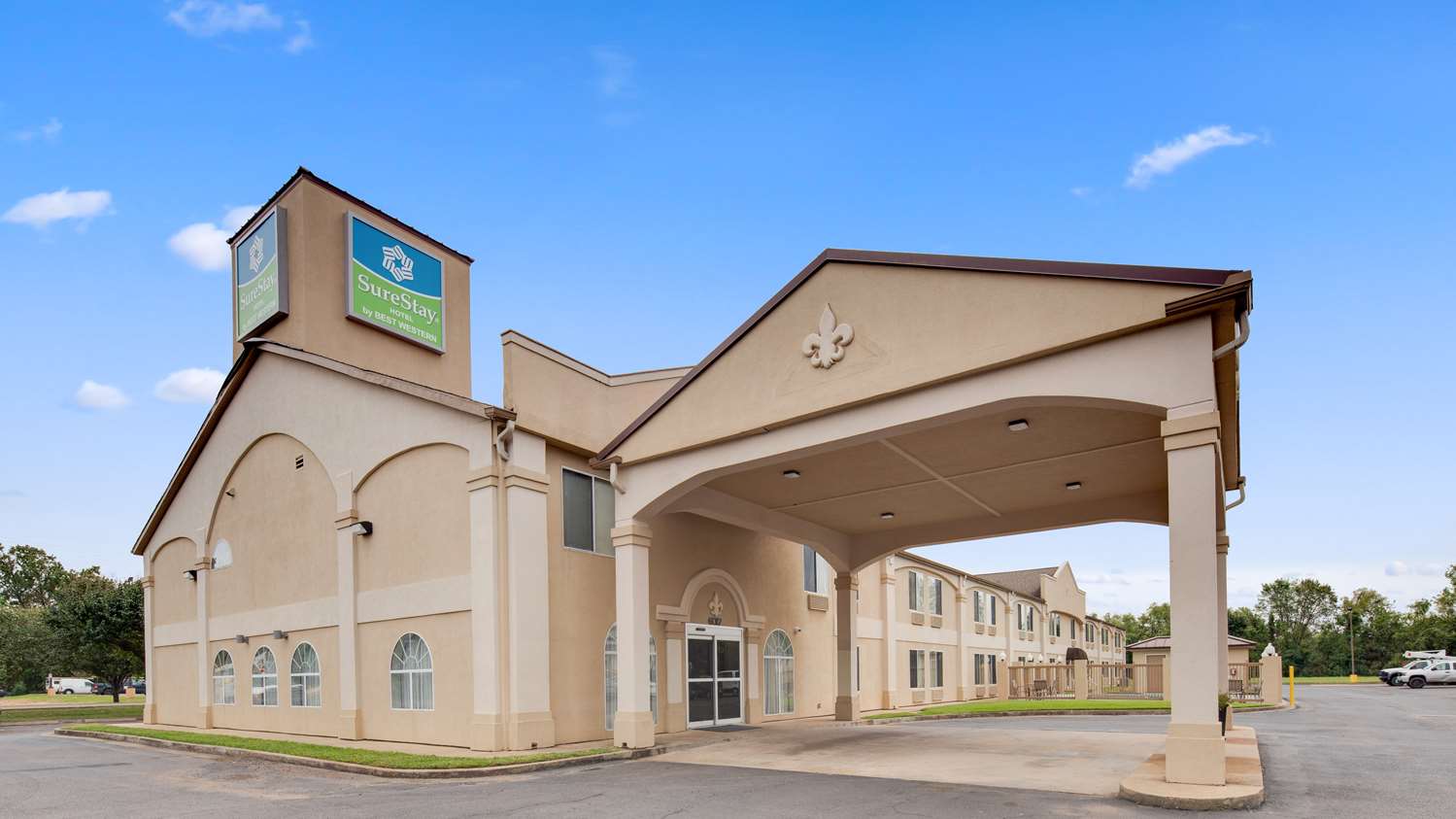 Surestay Hotel By Best Western Alexandria Airport 4/36