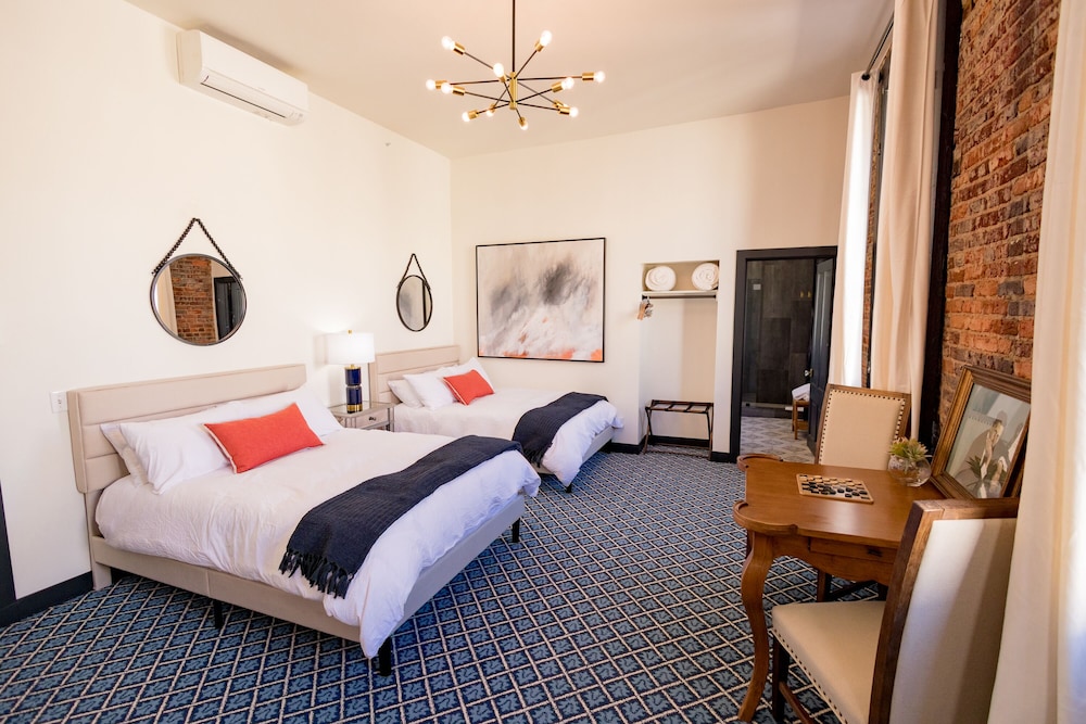 Speakeasy Suites 8/50