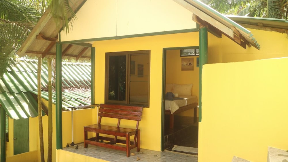 Island Lodge 8/64