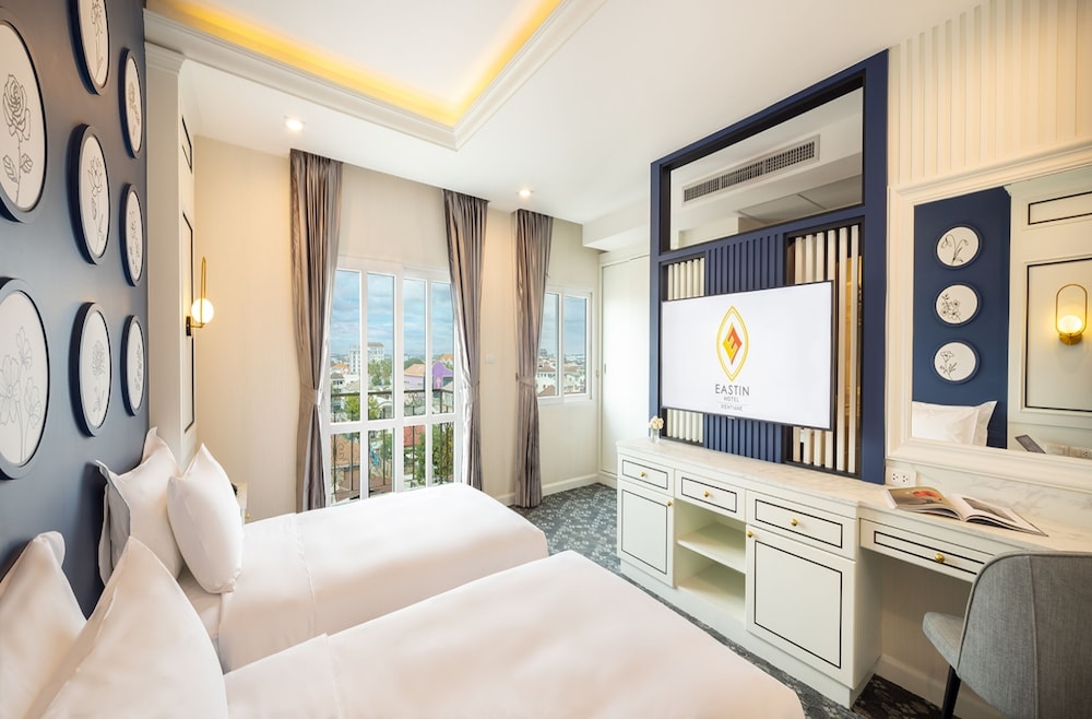 DELUXE, BALCONY