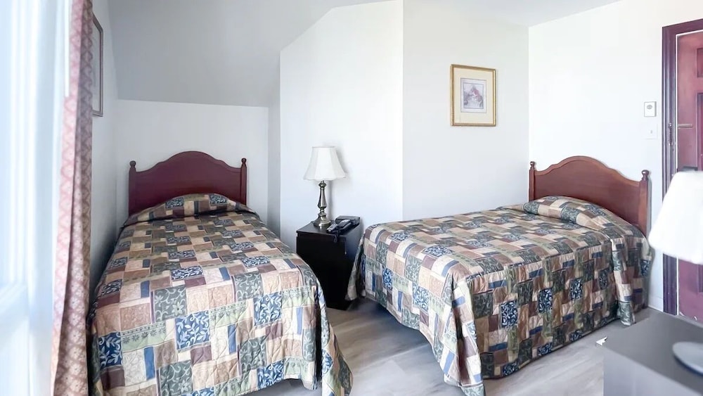 Commons Inn 28/46