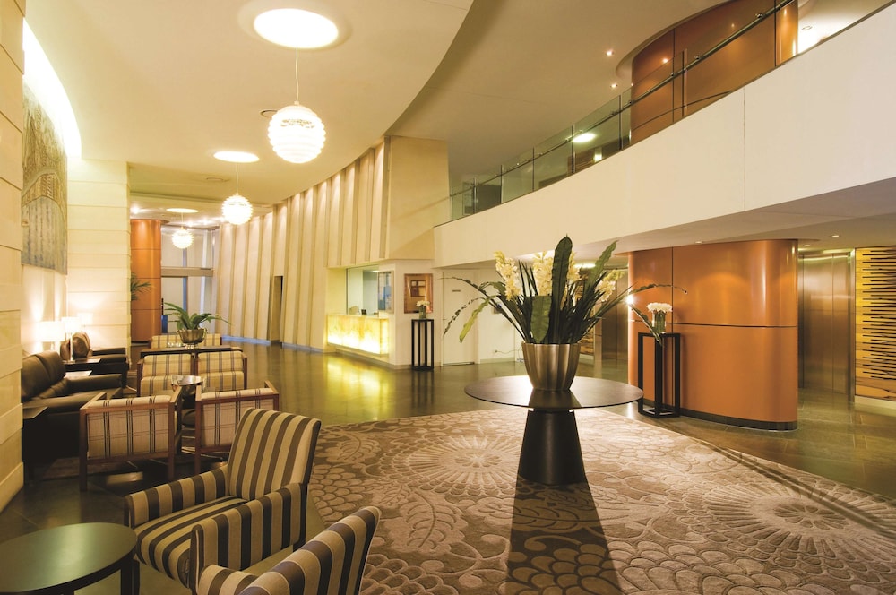 Oaks Brisbane Aurora Suites 5/74