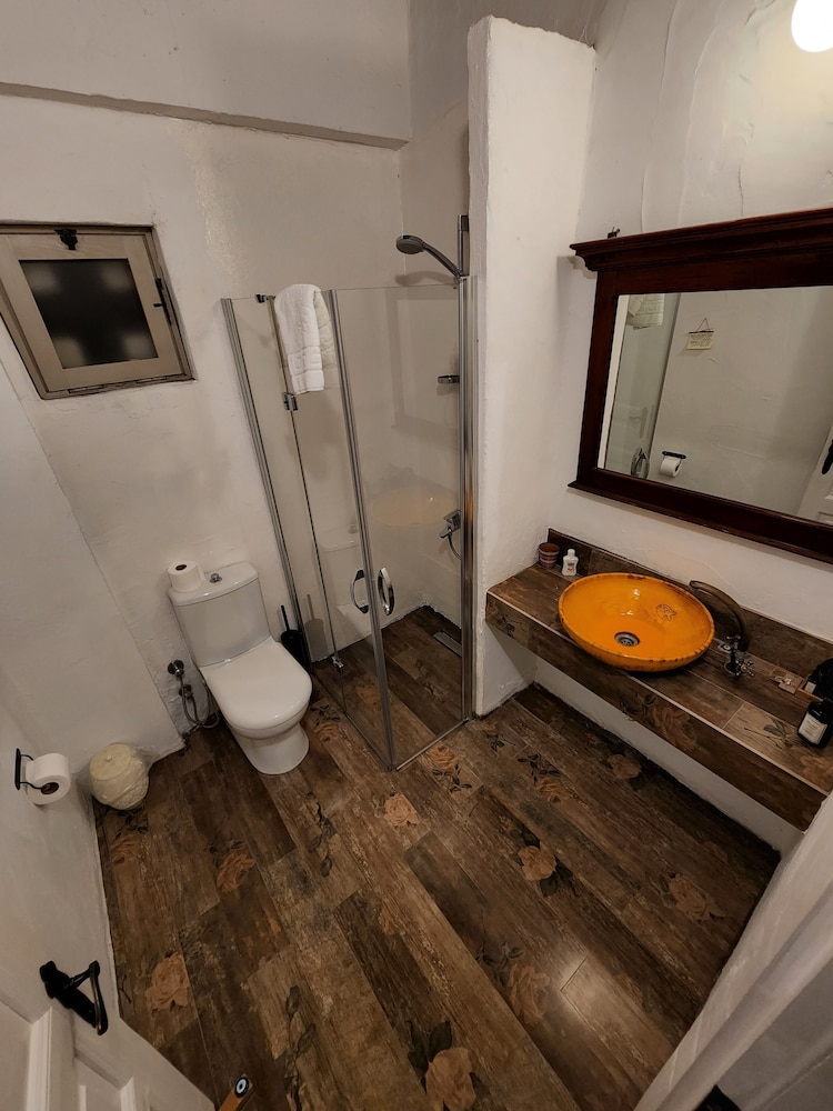 Jakamar Boutique Hotel 48/50