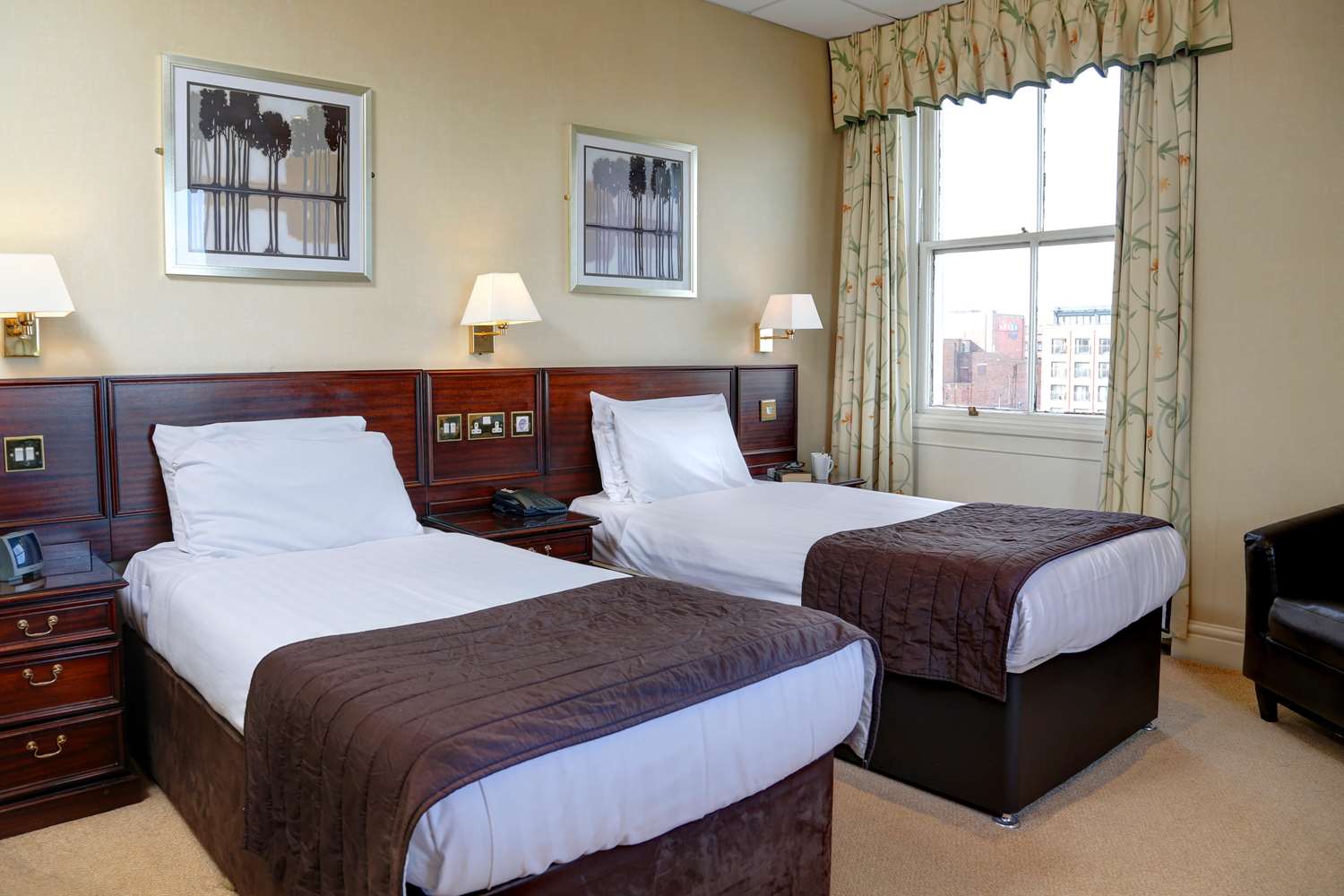 Standard, Twin Beds